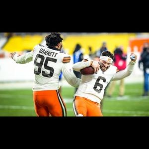 Meet your Posher, Brady